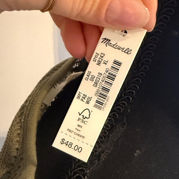 NWT Madewell Crochet Knit Cutaway Tank - Size XL - Picture 3 of 5